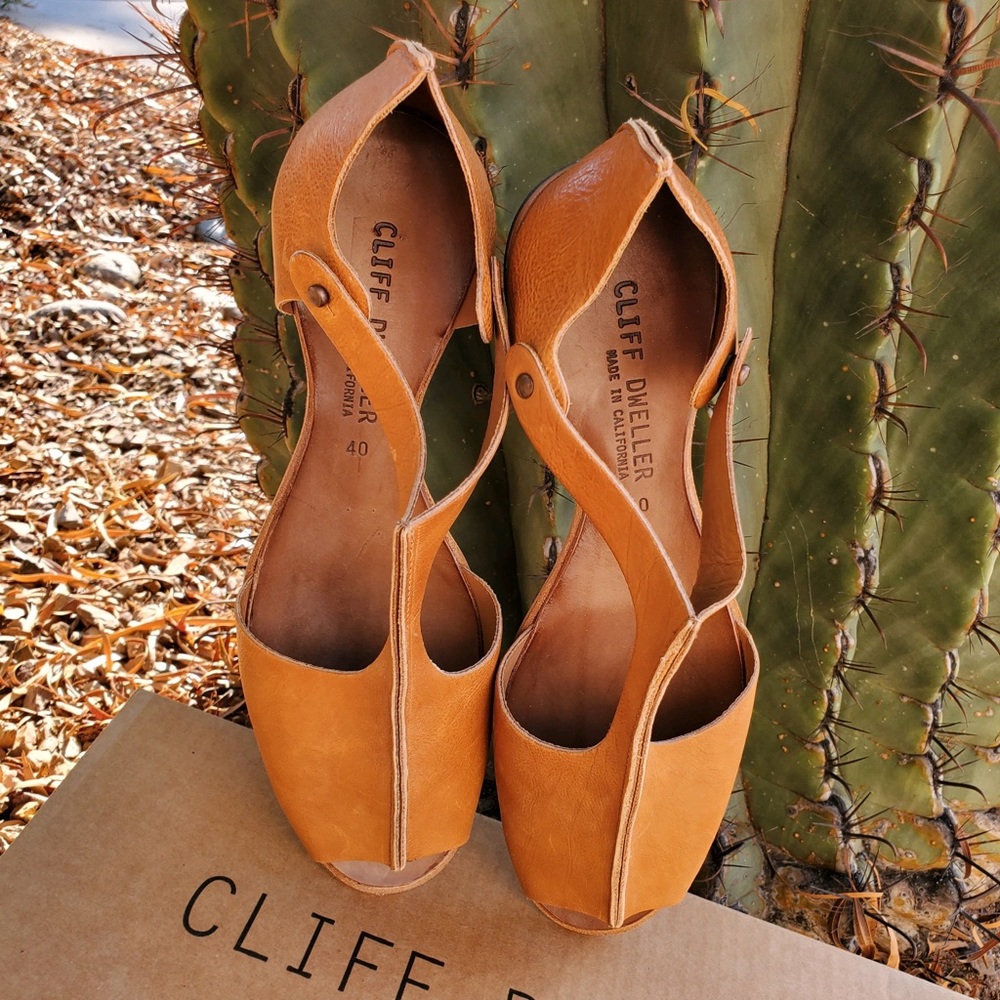 Cliff Dweller Timber Sandals